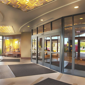 commercial door specialist Kingsburg