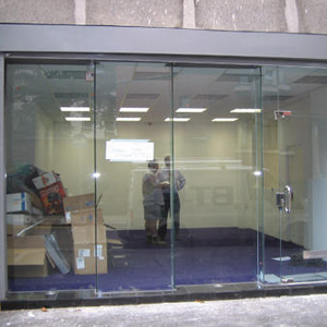 shop front door repair Kingsburg